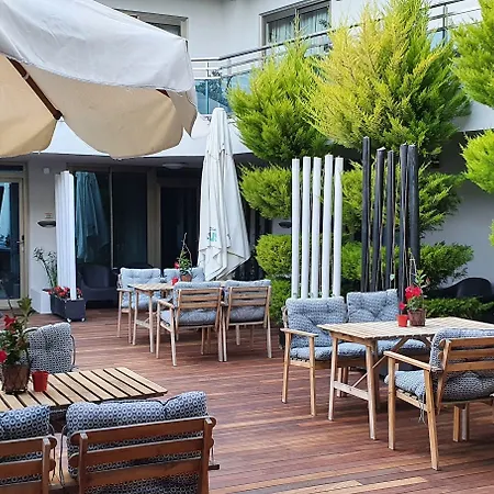 The D Hotel